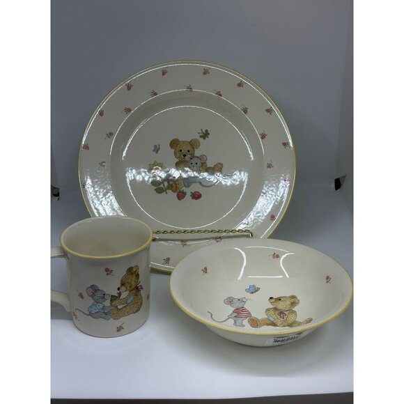 Teddy by Mikasa CC018 Fine 3-Piece Child’s Place Setting – Plate, Bowl & Mug - Picture 4 of 11